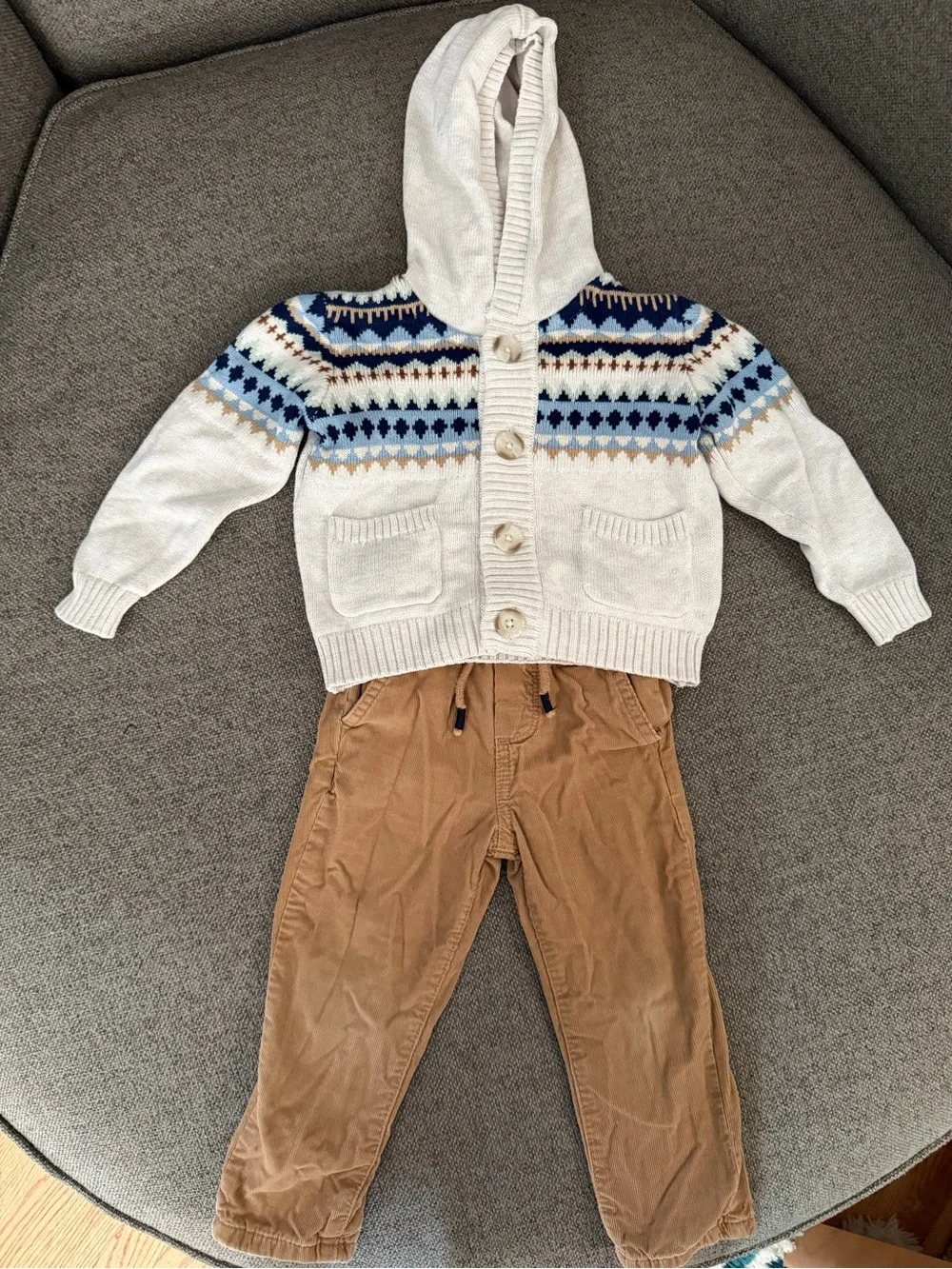 Gymboree Holiday Outfit — 18–24M — Knit Fair Isle Hoodie & Fleece‑Lined Cords
